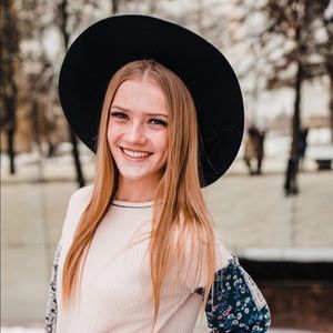 Meet your Posher, Brooklyn